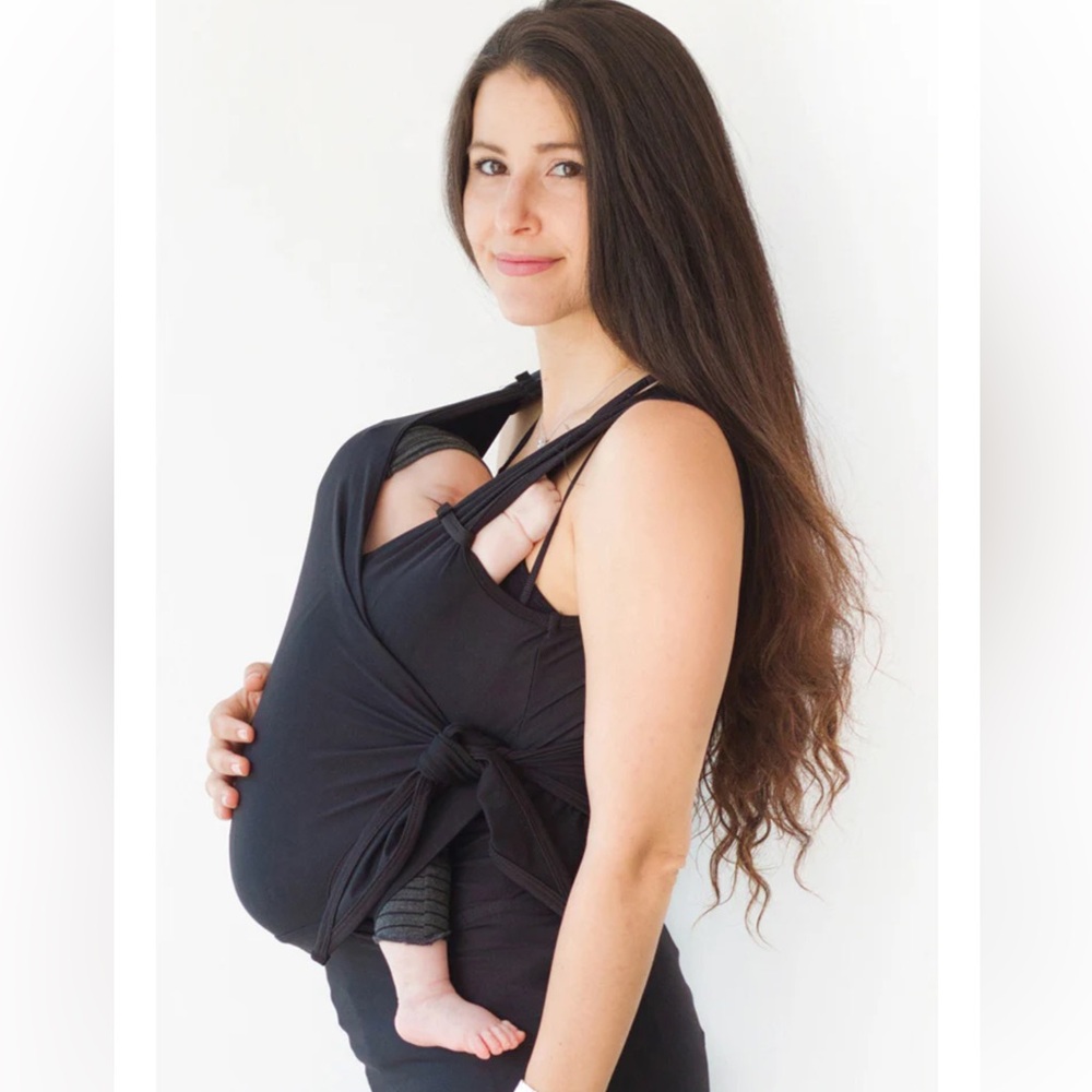 Nesting Days Baby Wearing Tank Top